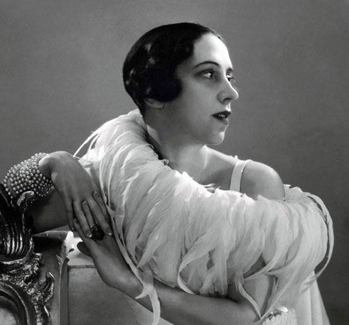 SCHIAPARELLI: SHOCKING RADICALISM SCHIAPARELLI: SHOCKING RADICALISM | Blog Santa Eulalia